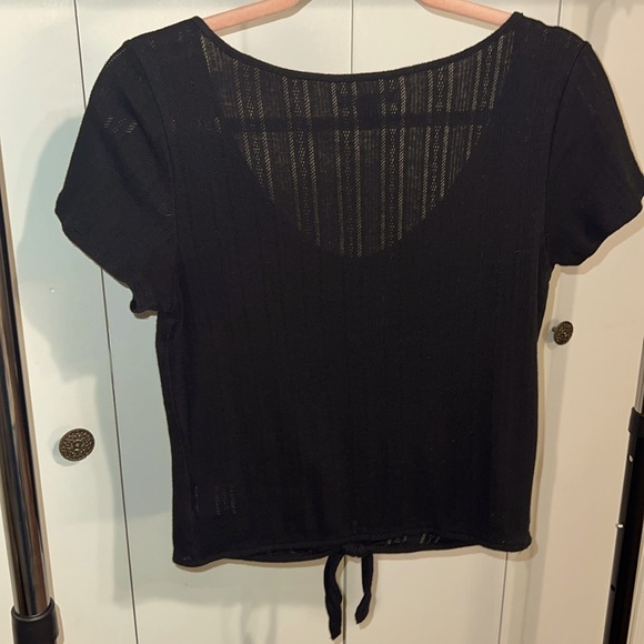🦅American Eagle Black Tie-up Tee • Women’s Sz Medium 🖤 - Picture 3 of 3